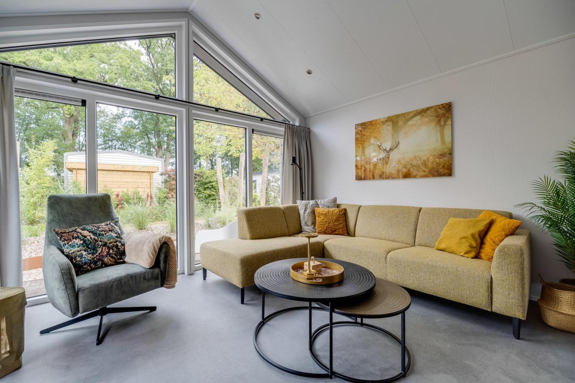 Modern Ingericht Chalet Op Groen Park Op De Veluwe Epe Exterior foto
